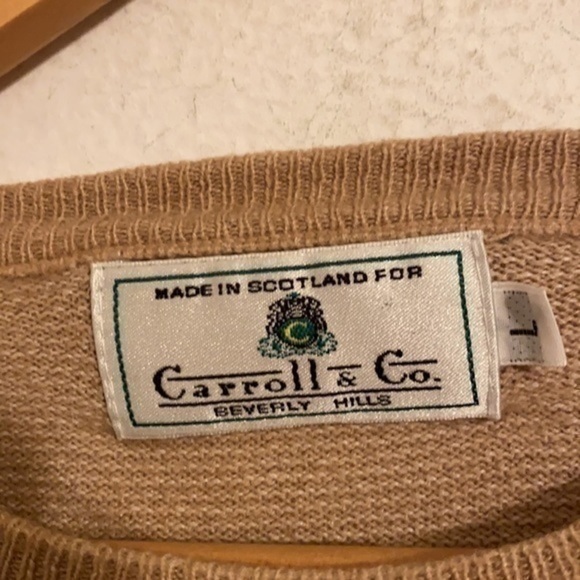 CARROL & CO BEVERLY HILLSTAN SWEATSHIRT SIZE LARGE - Picture 2 of 3